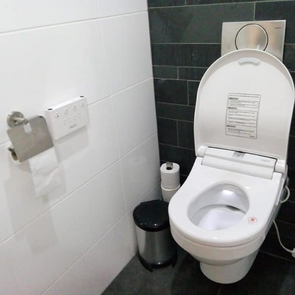 Sanitairwinkel installatie Maro DI600 douchewc (3)