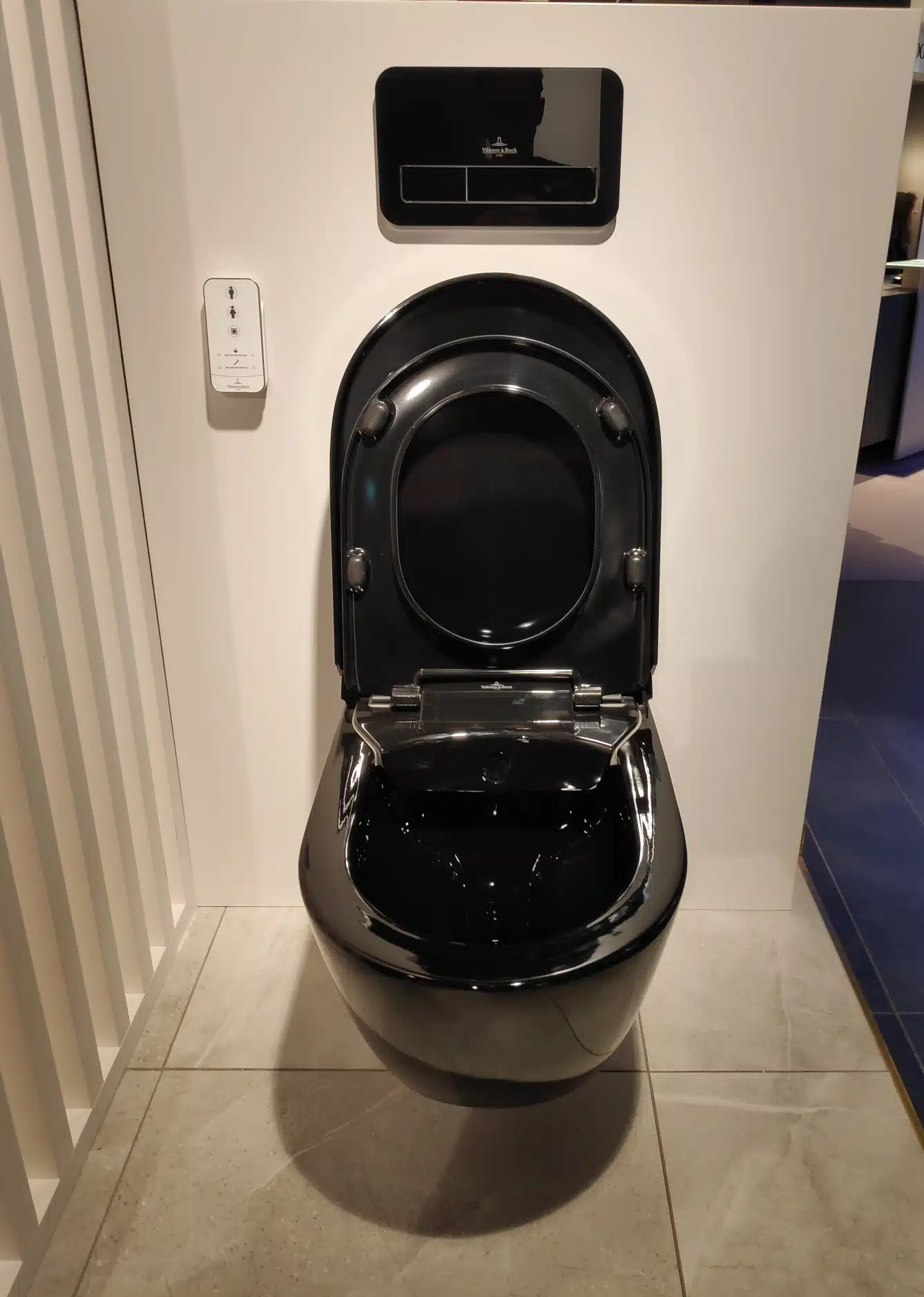 Frissebips primeur zwarte spoeltoilet