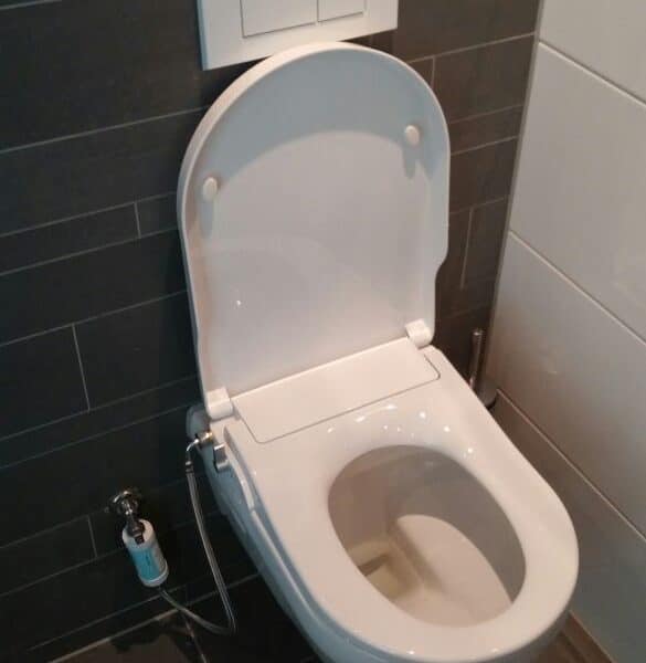 Installatie foto douchewc Maro FB104 8