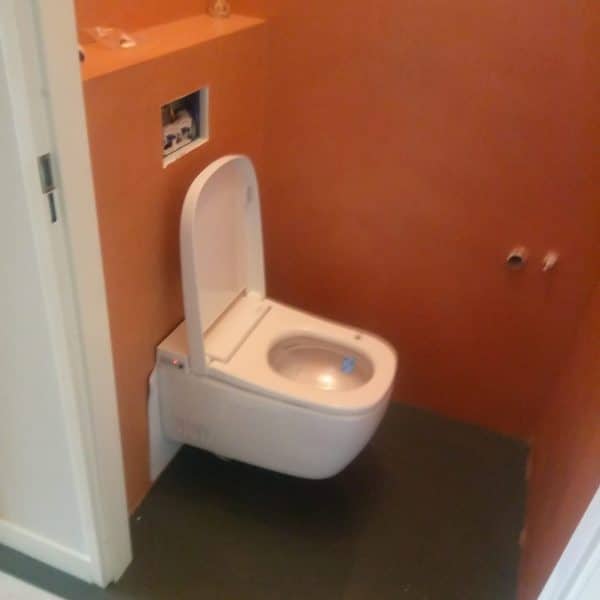 Installatie VitrA Vcare douchewc Frissebips 11