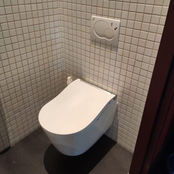 TOTO Washlet RW Japans Toilet installatie 6