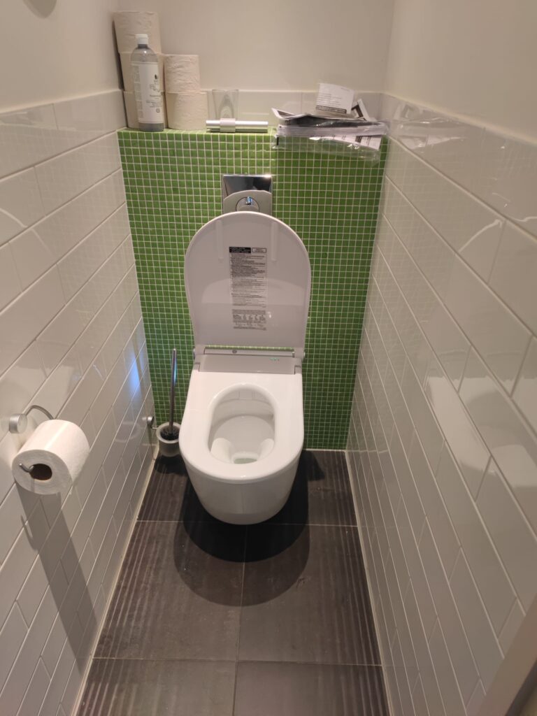 Installatie TOTO Washlet RW Amsterdam 3